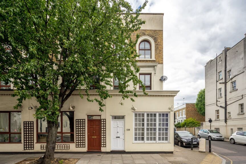 Isledon Hotel Front View